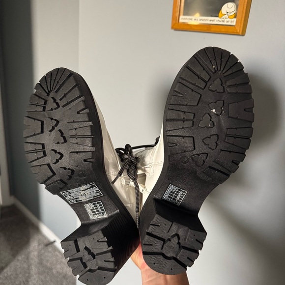 White platform combat boots - Picture 5 of 5